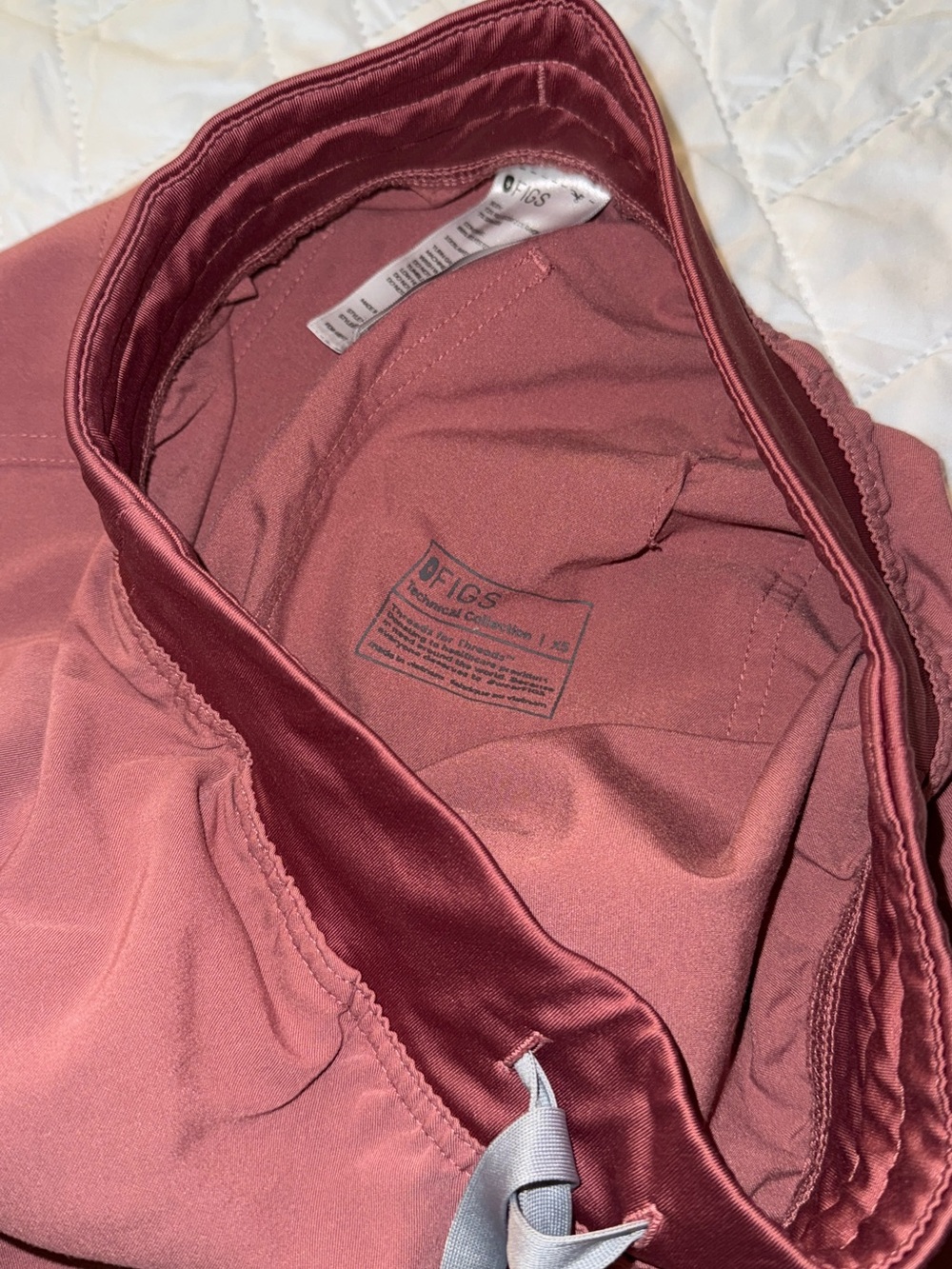 Mauve Two-Piece Figs Scrub Set - Picture 4 of 7
